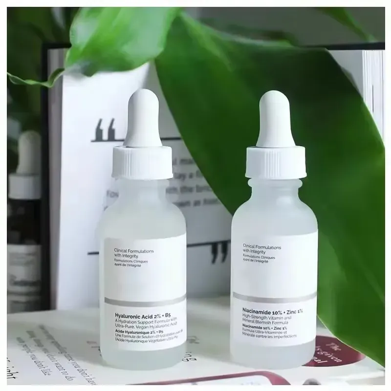  alt="The Ordinary Niacinamide 10% + Zinc 1% serum bottle for reducing blemishes, controlling oil, and improving skin texture">